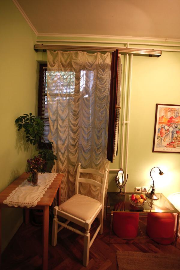 Studio Hram 2 Belgrado Buitenkant foto
